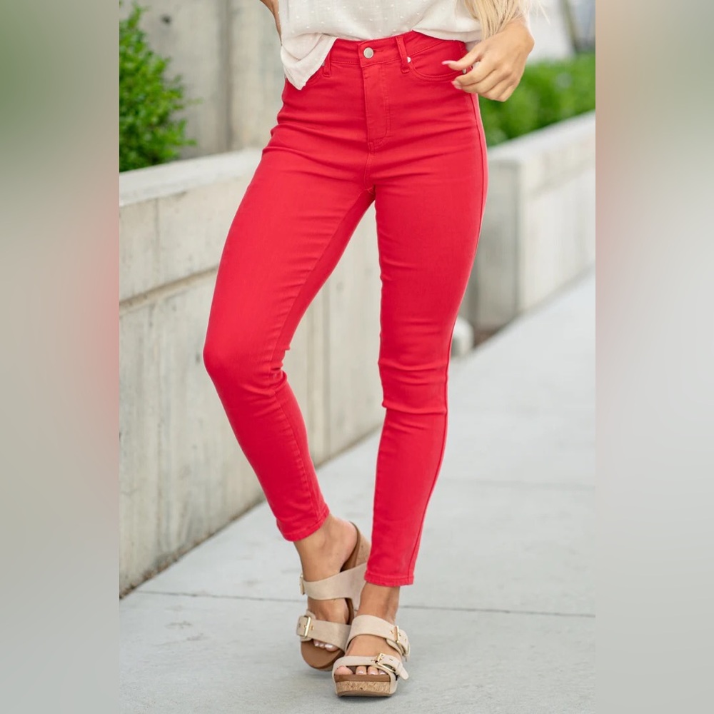 Judy Blue Los Angeles Red Skinny Fit jeans size 3/26- small size 2